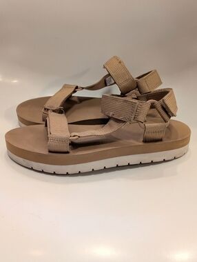 Universal Thread Neutral Brown Adjustable Strap Sandals